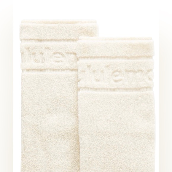 Lululemon Unisex Terry Quarter Socks Light Ivory - Picture 4 of 9